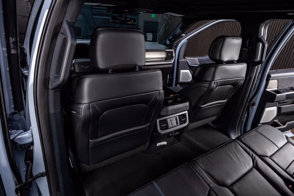 2026 Ford F-250 Super Duty Platinum Crew Cab Image 35