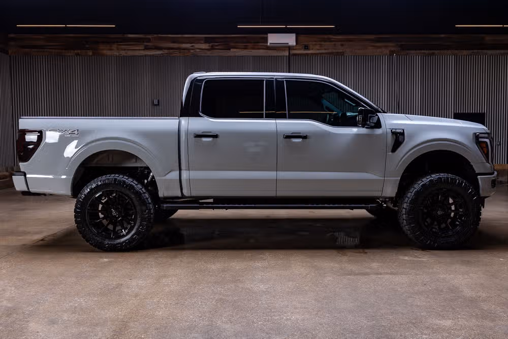 2026 Ford F-150 Lariat SuperCrew Image 11