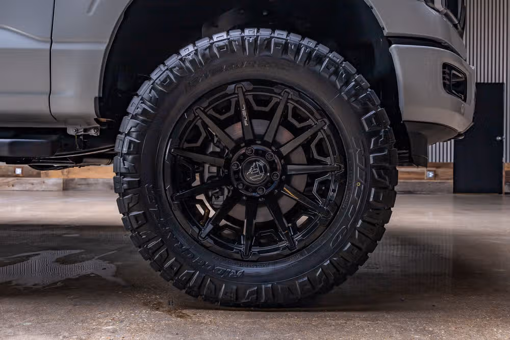 2026 Ford F-150 Lariat SuperCrew Image 12