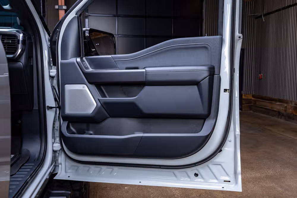 2026 Ford F-150 Lariat SuperCrew Image 38