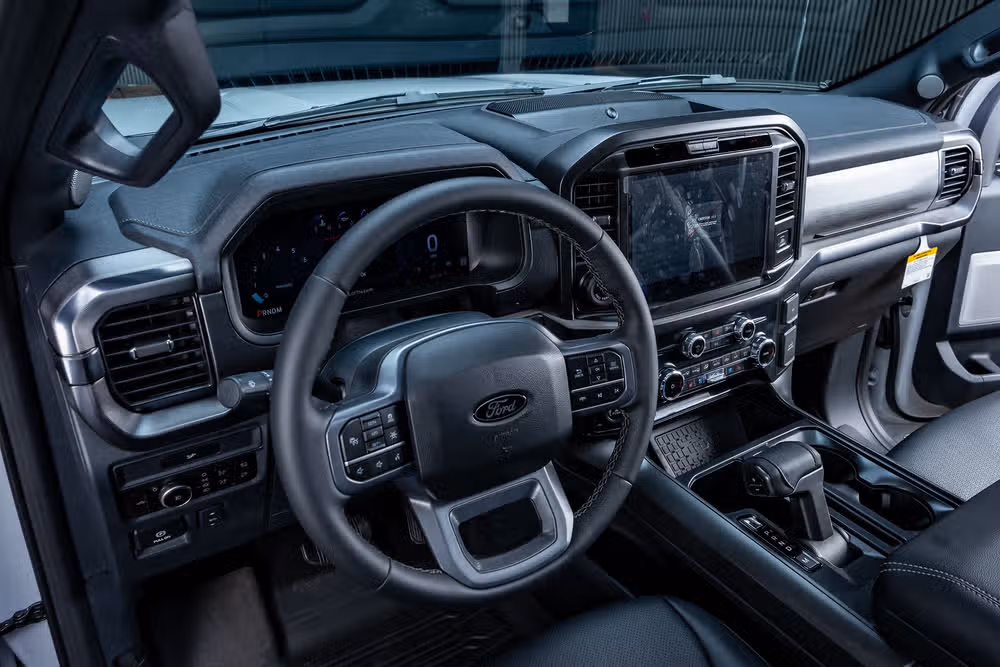 2026 Ford F-150 Lariat SuperCrew Image 17