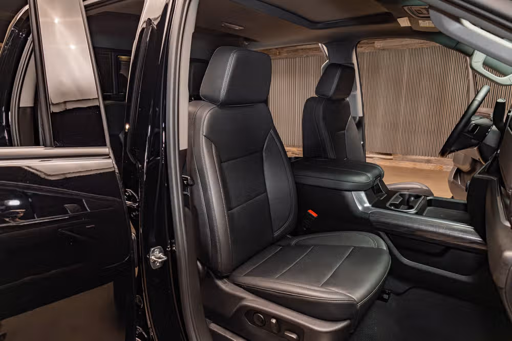 2025 Chevrolet Silverado 2500HD LTZ Crew Cab Image 31