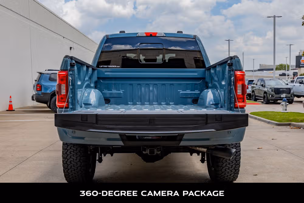 2023 Ford F-150 XLT SuperCrew Image 8