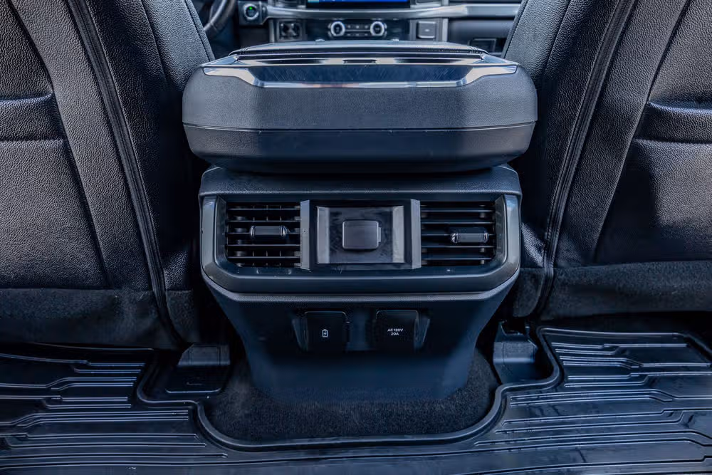 2023 Ford F-150 XLT SuperCrew Image 33