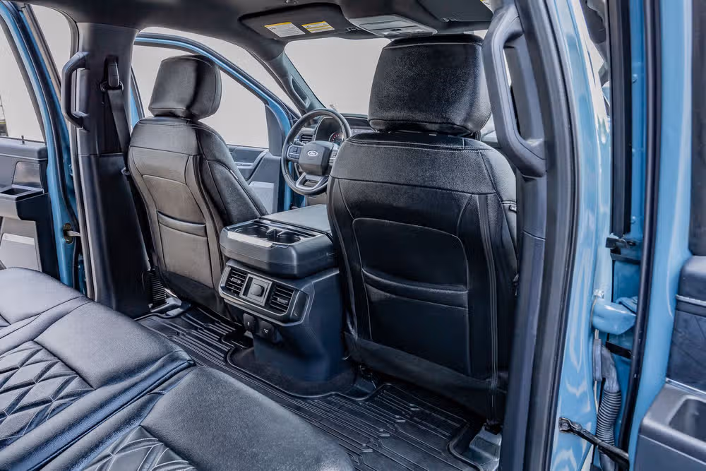 2023 Ford F-150 XLT SuperCrew Image 32