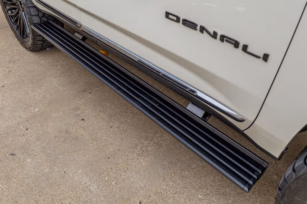 2025 GMC Yukon Denali Ultimate Image 12