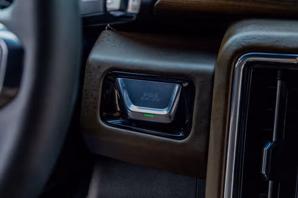 2025 GMC Yukon Denali Ultimate Image 22
