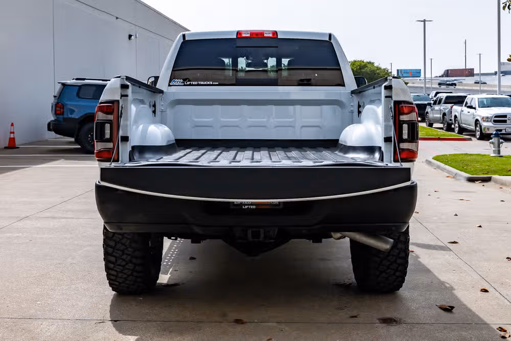 2022 Ram 2500 Power Wagon Crew Cab Image 9