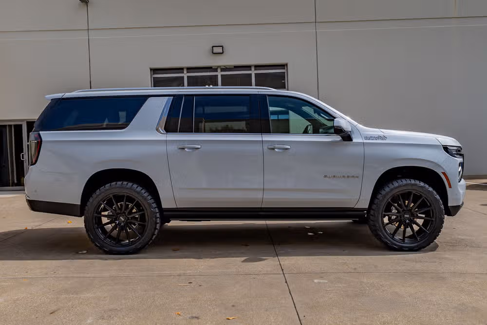 2026 Chevrolet Suburban High Country Image 11
