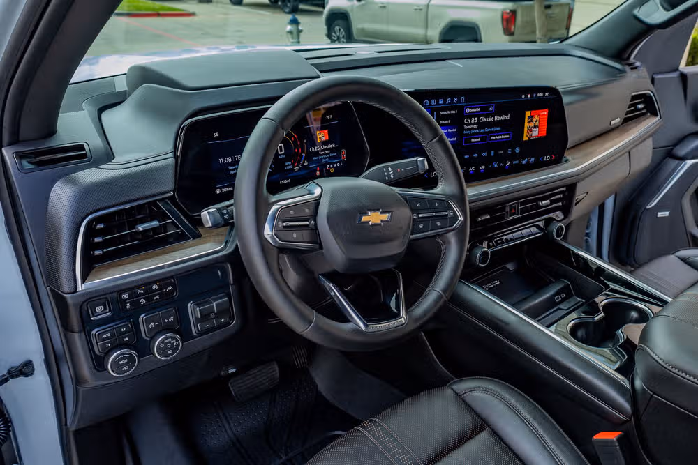 2026 Chevrolet Suburban High Country Image 17