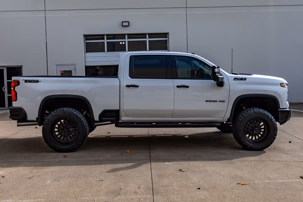 2026 Chevrolet Silverado 2500HD LTZ Crew Cab Image 11