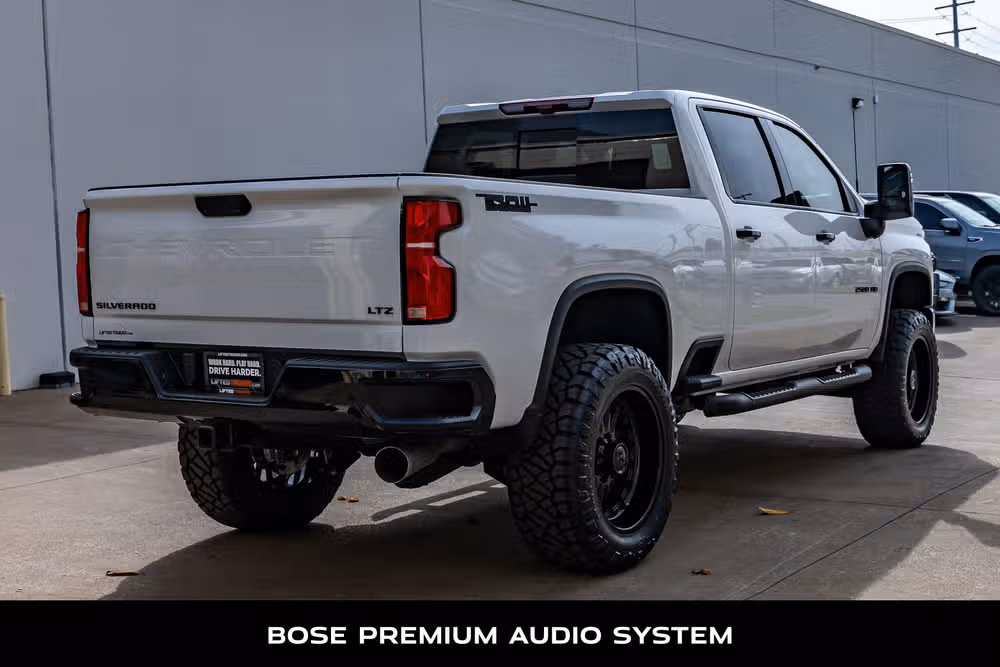 2026 Chevrolet Silverado 2500HD LTZ Crew Cab Image 10
