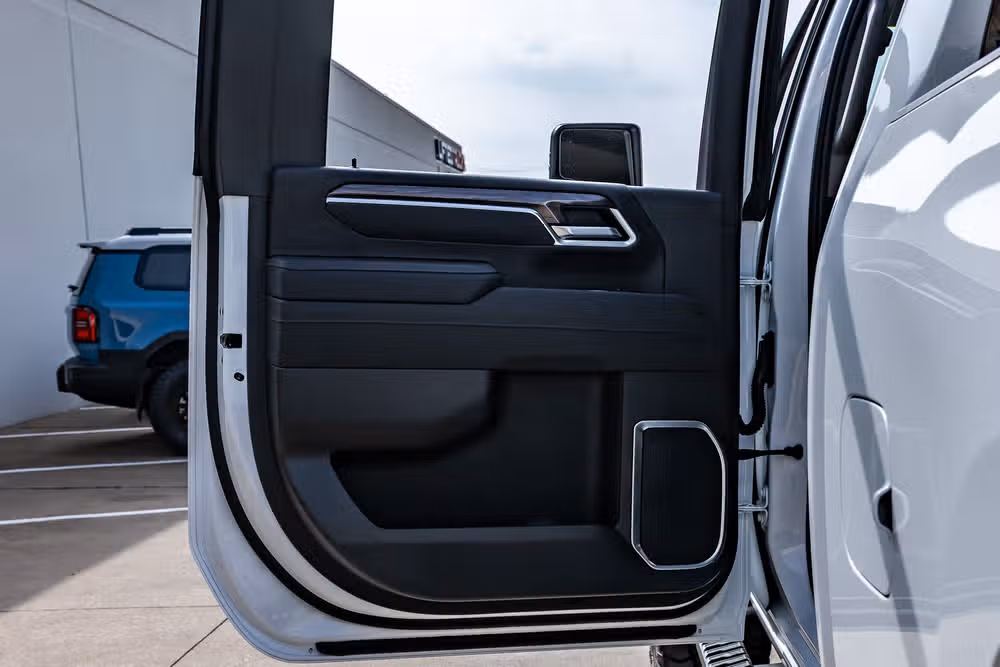 2026 Chevrolet Silverado 2500HD LTZ Crew Cab Image 38