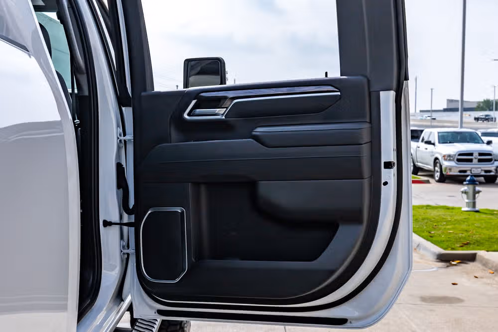 2026 Chevrolet Silverado 2500HD LTZ Crew Cab Image 39