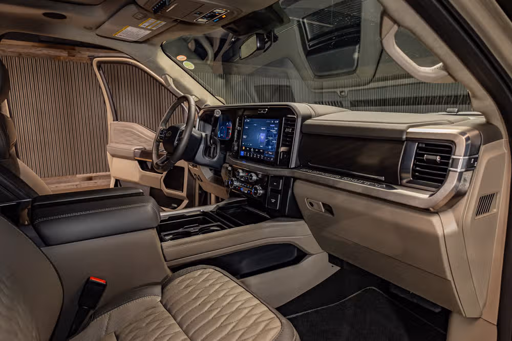 2026 Ford F-450 Super Duty Platinum Plus Crew Cab Image 16