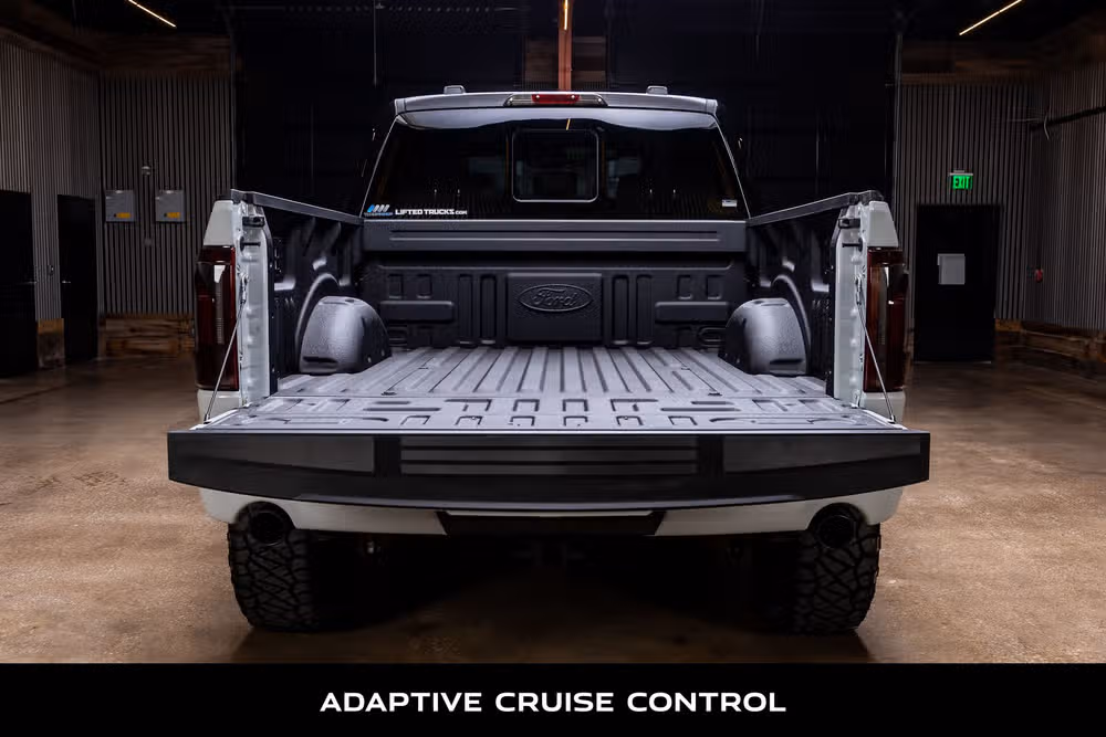 2026 Ford F-150 Lariat SuperCrew Image 9
