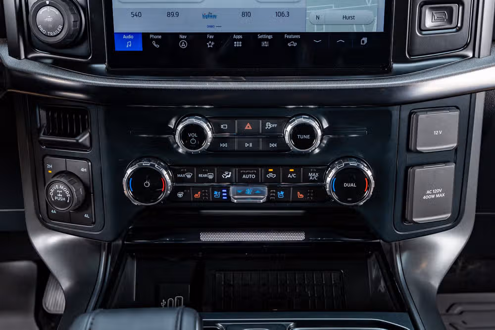2026 Ford F-150 Lariat SuperCrew Image 28