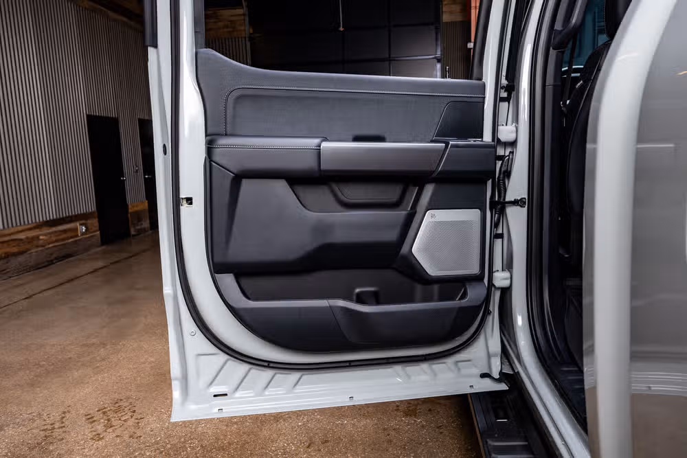 2026 Ford F-150 Lariat SuperCrew Image 39