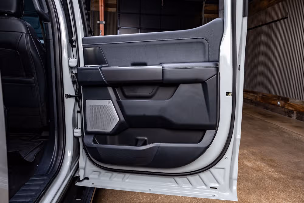 2026 Ford F-150 Lariat SuperCrew Image 40