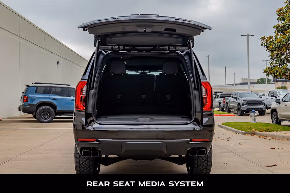 2026 GMC Yukon AT4 Ultimate Image 9