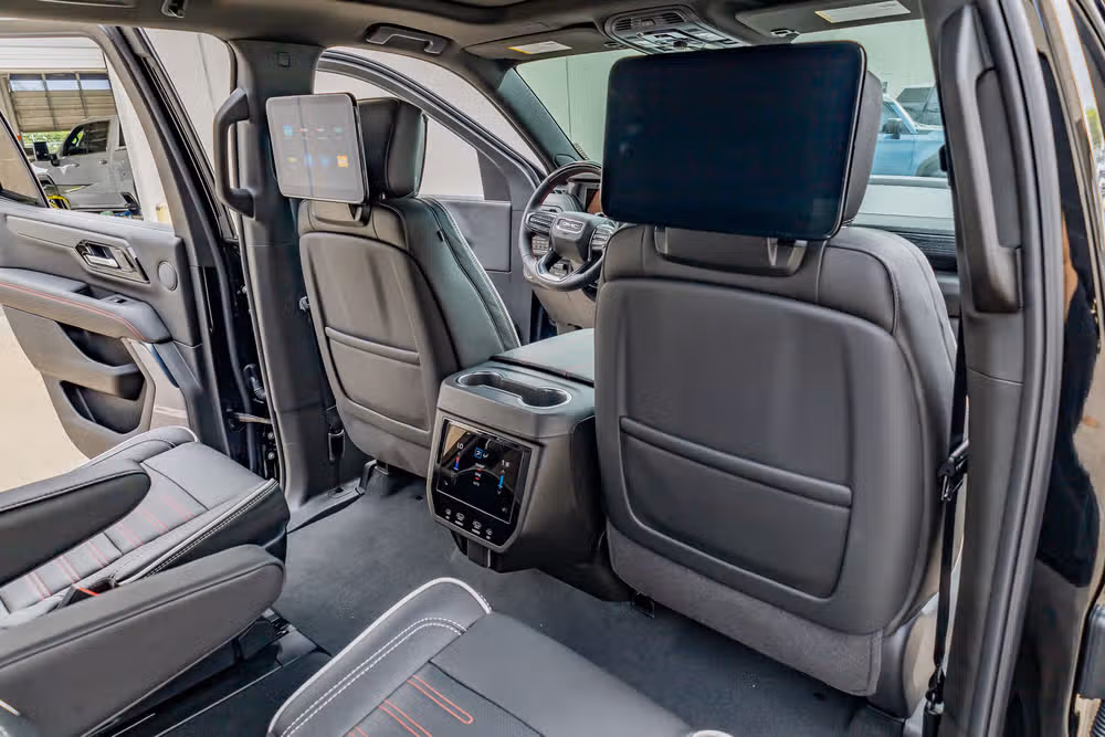 2026 GMC Yukon AT4 Ultimate Image 32