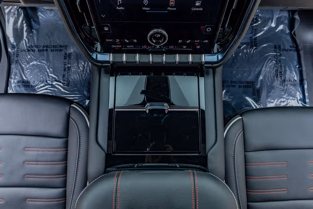 2026 GMC Yukon AT4 Ultimate Image 28