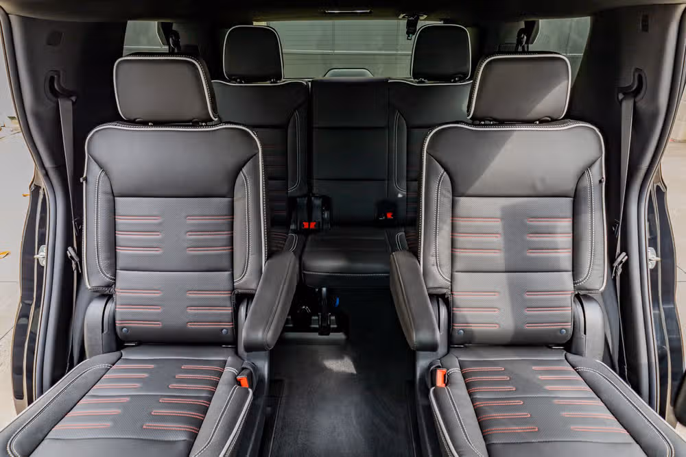 2026 GMC Yukon AT4 Ultimate Image 36