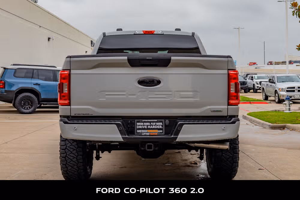 2023 Ford F-150 XL SuperCrew Image 8