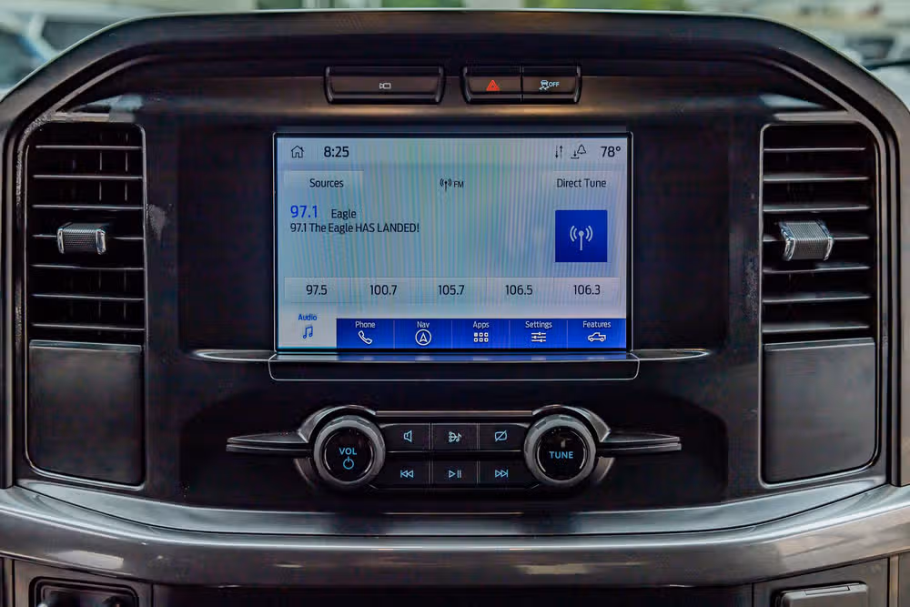 2023 Ford F-150 XL SuperCrew Image 23