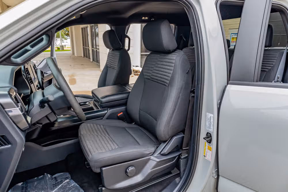 2023 Ford F-150 XL SuperCrew Image 28