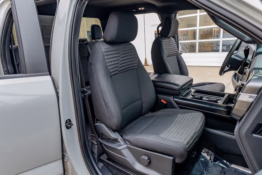 2023 Ford F-150 XL SuperCrew Image 29