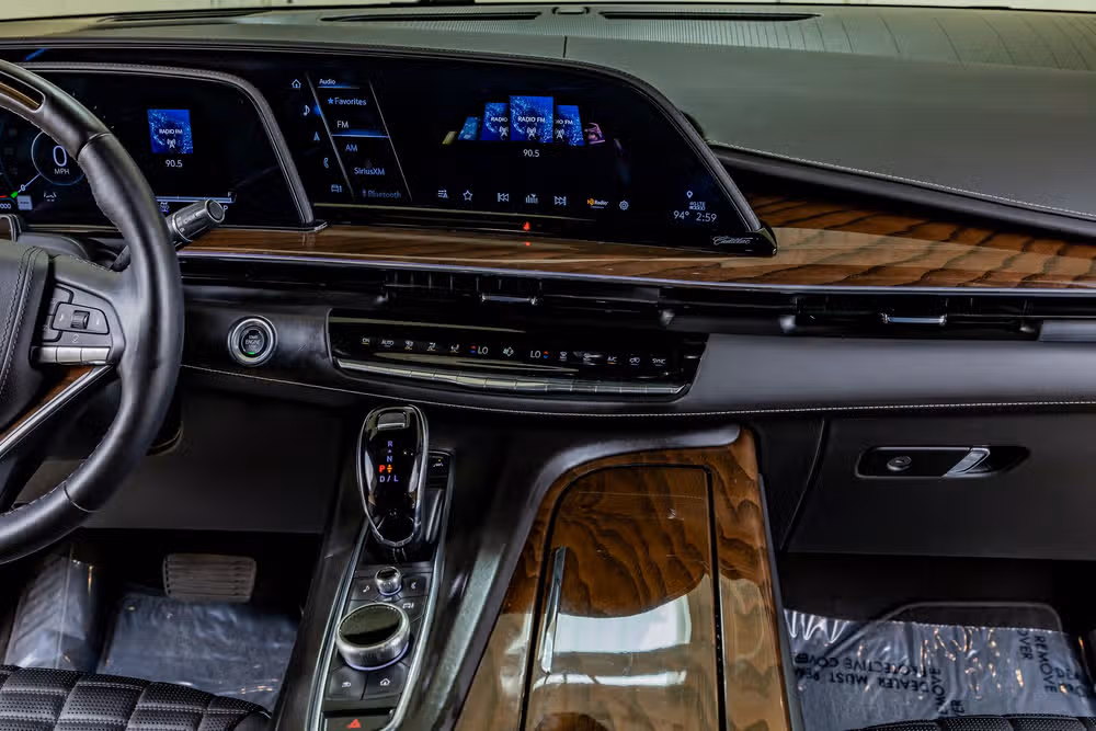 2024 Cadillac Escalade Sport Platinum Image 23
