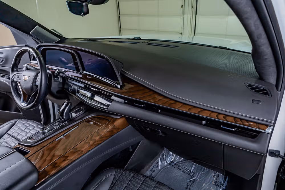 2024 Cadillac Escalade Sport Platinum Image 17