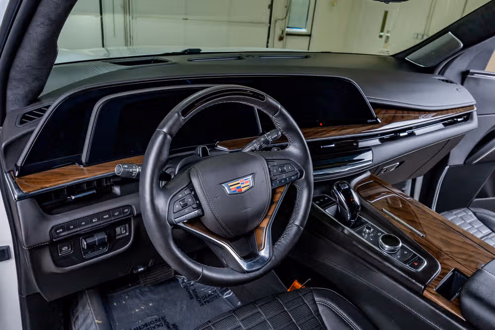 2024 Cadillac Escalade Sport Platinum Image 16