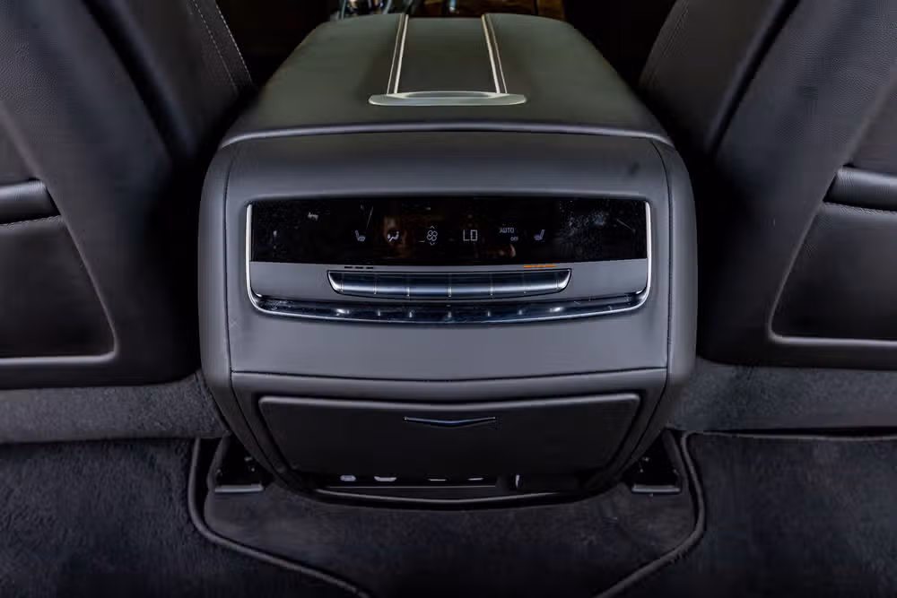 2024 Cadillac Escalade Sport Platinum Image 32