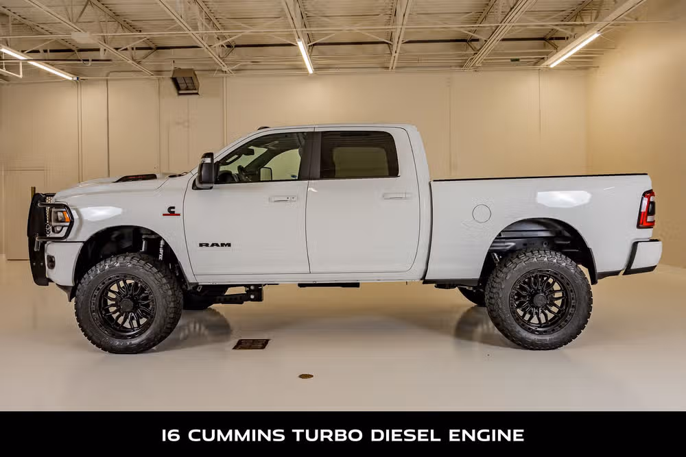 2023 Ram 2500 Laramie Crew Cab Image 6