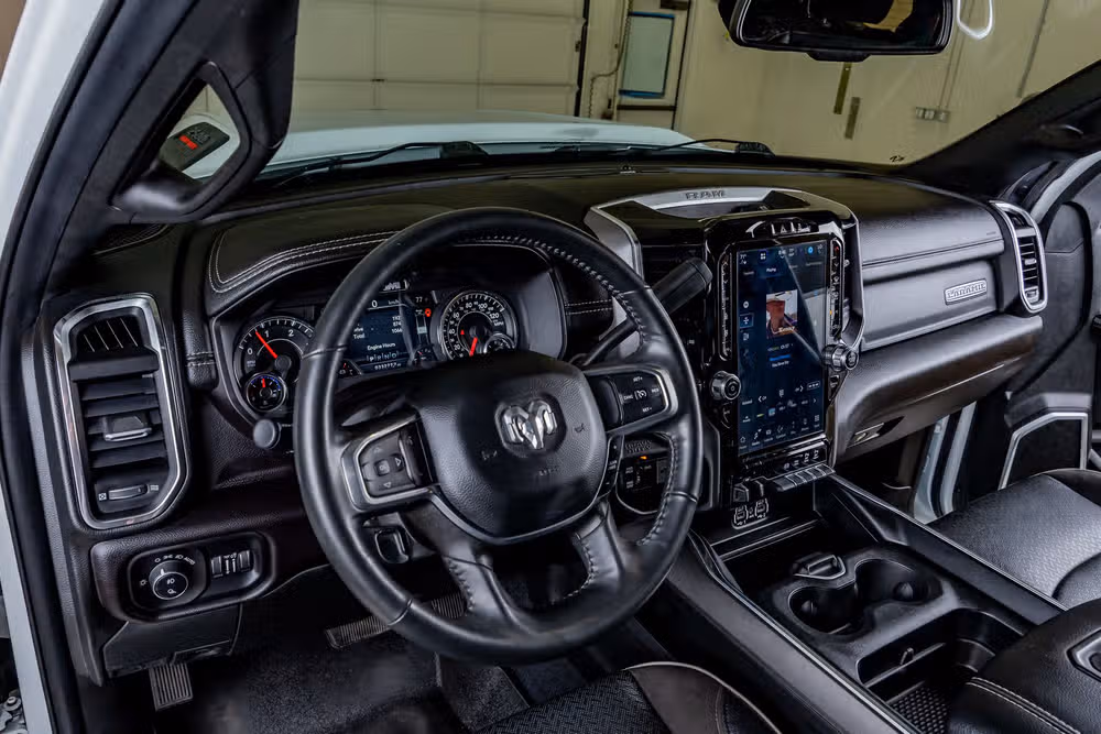 2023 Ram 2500 Laramie Crew Cab Image 16