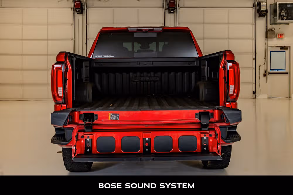 2024 GMC Sierra 1500 AT4 Crew Cab Image 8