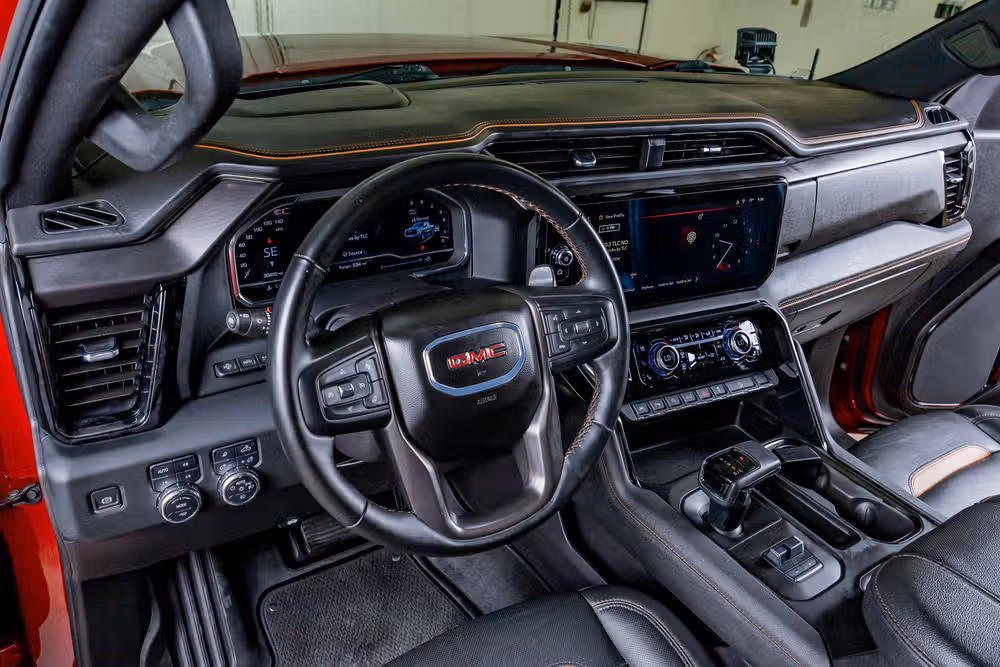 2024 GMC Sierra 1500 AT4 Crew Cab Image 16
