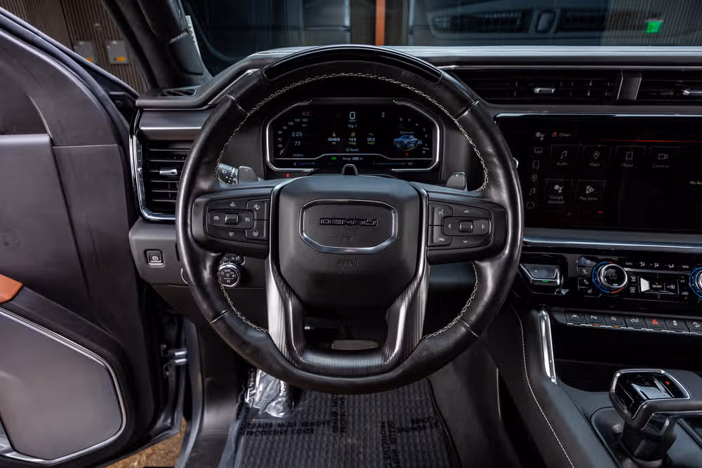 2024 GMC Sierra 1500 Denali Ultimate Crew Cab Image 19