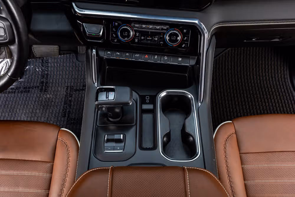2024 GMC Sierra 1500 Denali Ultimate Crew Cab Image 28