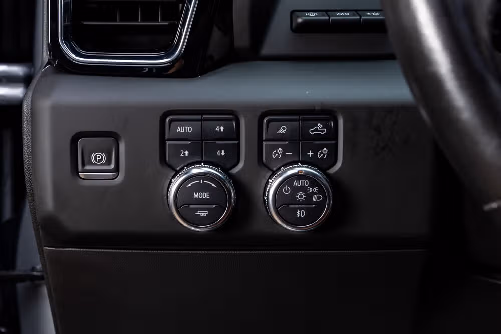 2024 GMC Sierra 1500 Denali Ultimate Crew Cab Image 22