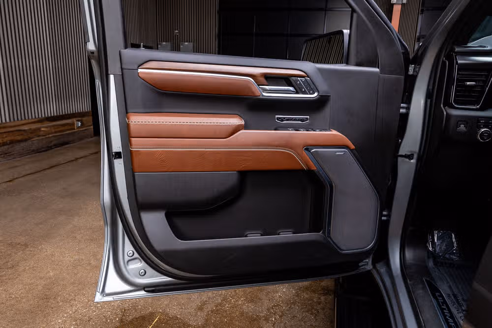 2024 GMC Sierra 1500 Denali Ultimate Crew Cab Image 36