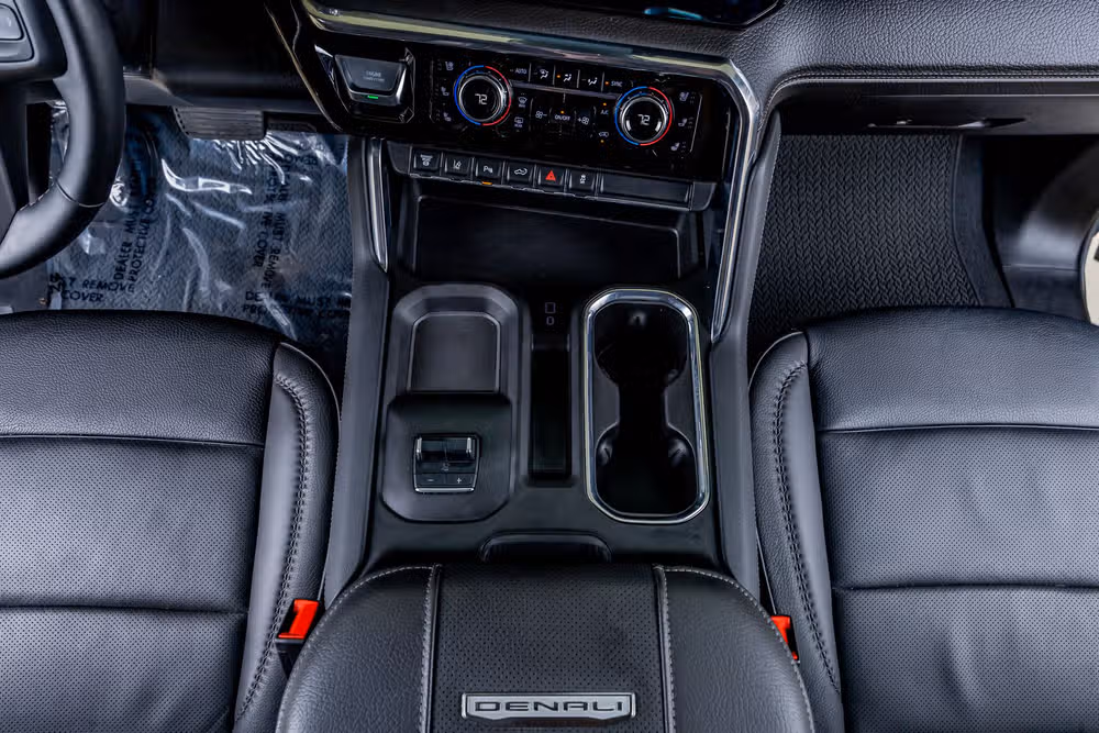 2024 GMC Sierra 3500HD Denali Reserve Crew Cab Image 28