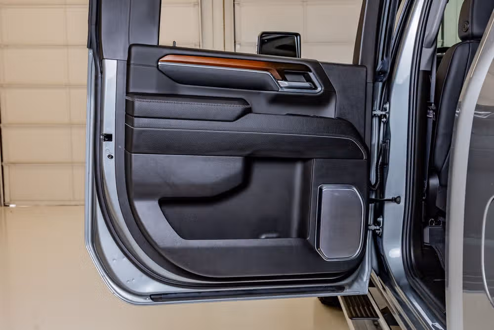 2024 GMC Sierra 3500HD Denali Reserve Crew Cab Image 38