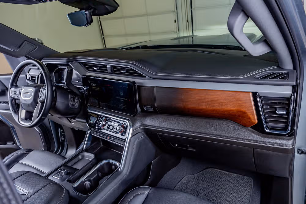 2024 GMC Sierra 3500HD Denali Reserve Crew Cab Image 18