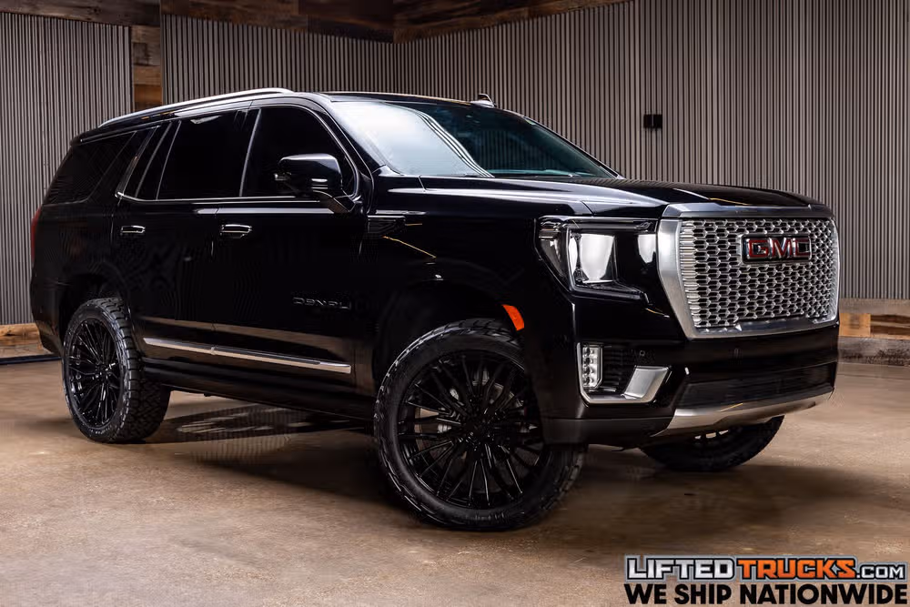 2023 GMC Yukon Denali Image 1