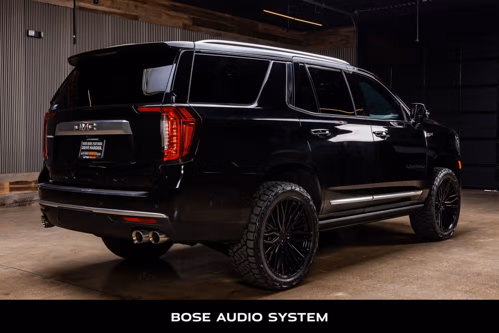 2023 GMC Yukon Denali Image 10