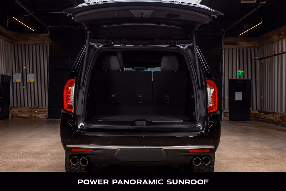 2023 GMC Yukon Denali Image 9