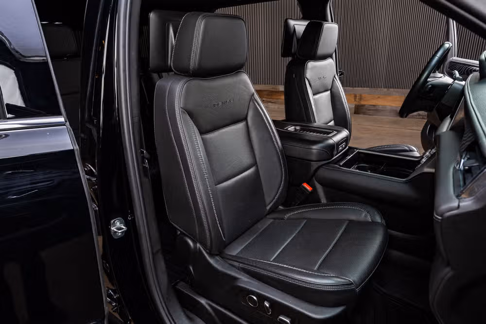 2023 GMC Yukon Denali Image 30